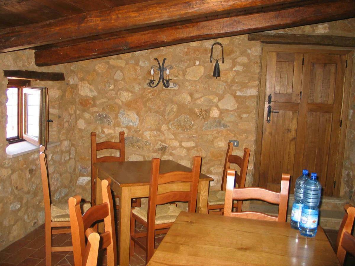 Azienda Agrituristica Le Terre Di San Leonardo Четраро Экстерьер фото