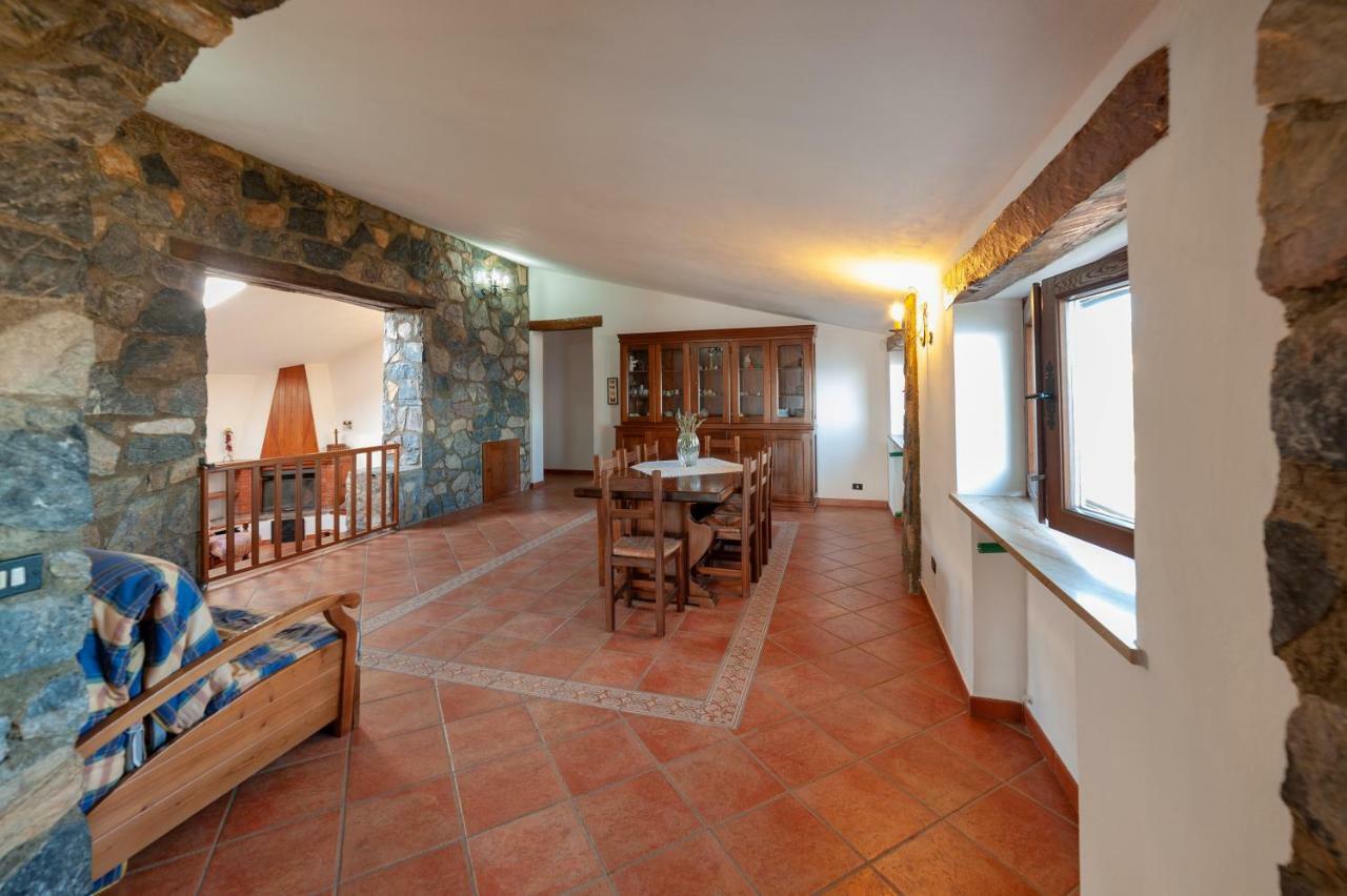 Azienda Agrituristica Le Terre Di San Leonardo Четраро Экстерьер фото