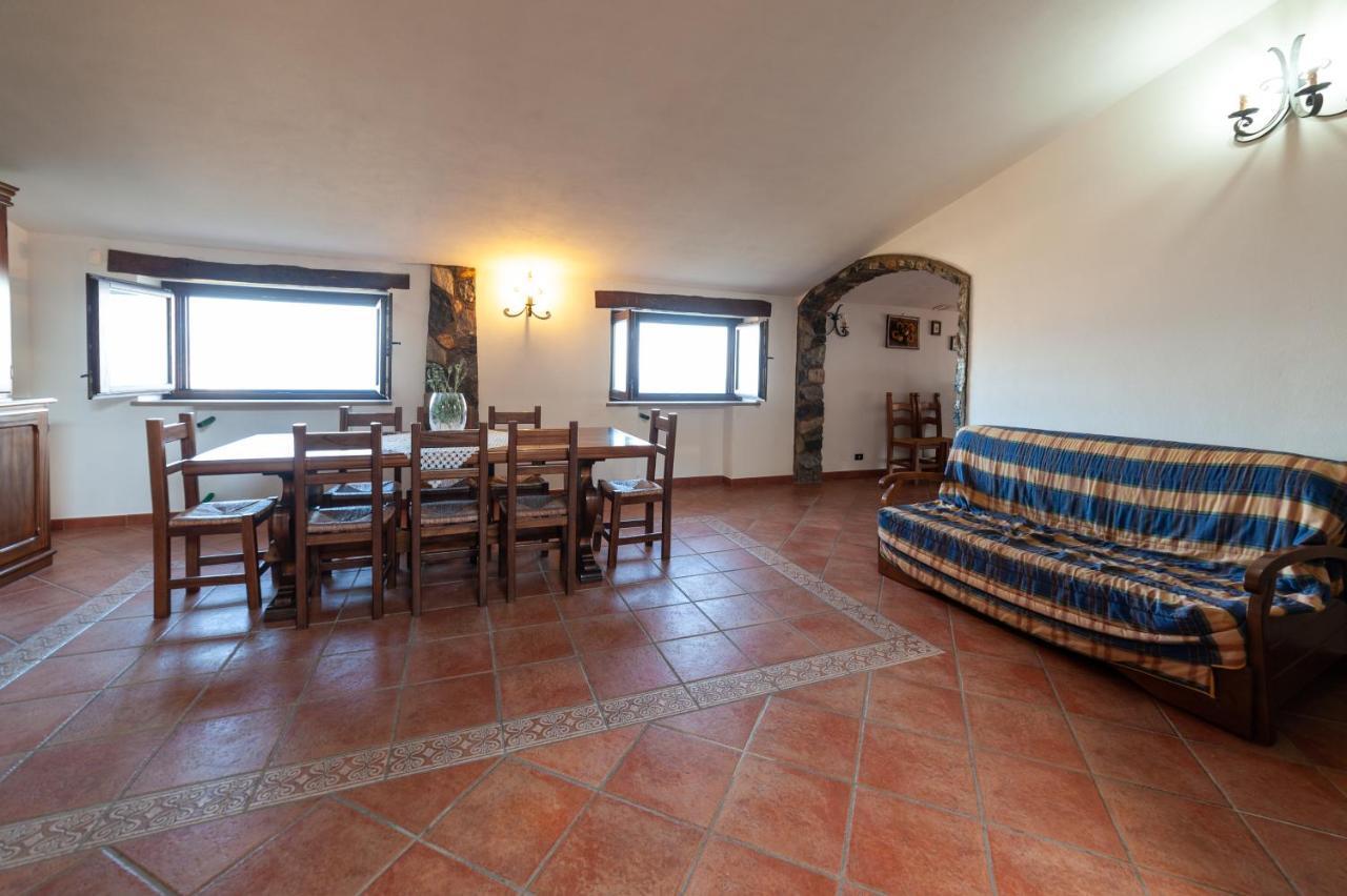 Azienda Agrituristica Le Terre Di San Leonardo Четраро Экстерьер фото